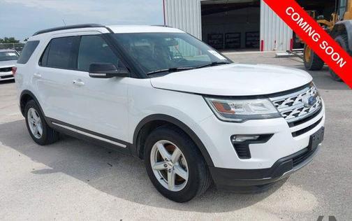 Oxford White 2018 Ford Explorer XLT