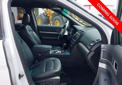 Oxford White 2018 Ford Explorer XLT