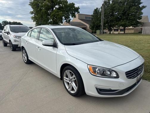 2015 Volvo S60 T5 Premier