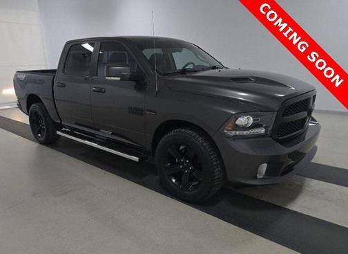 2017 RAM 1500 Night Crew Cab 4x4 5'7' Box