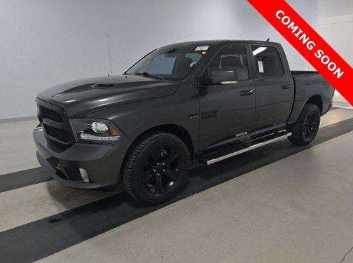 2017 RAM 1500 Night Crew Cab 4x4 5'7' Box
