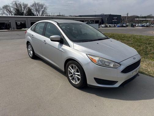Ingot Silver 2018 Ford Focus SE