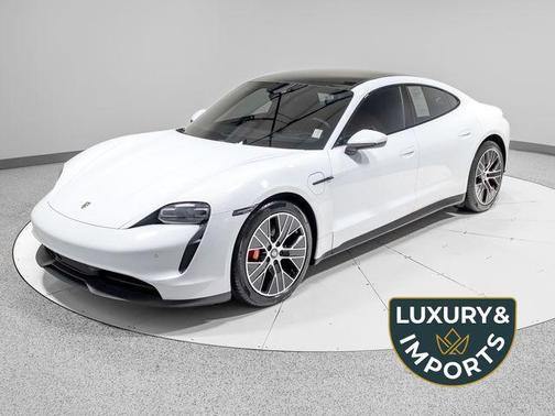 Carrara White Metallic 2022 Porsche Taycan 4S