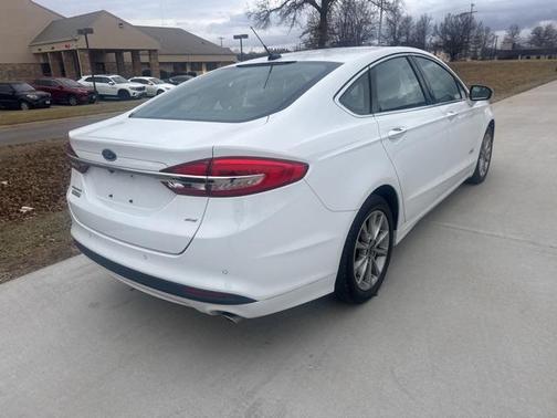 2018 Ford Fusion Energi SE Luxury