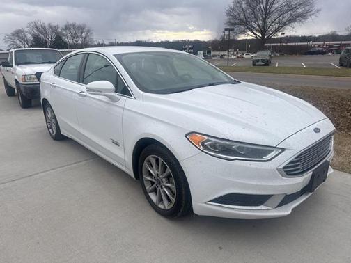 2018 Ford Fusion Energi SE Luxury