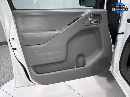 2015 Nissan Frontier SV