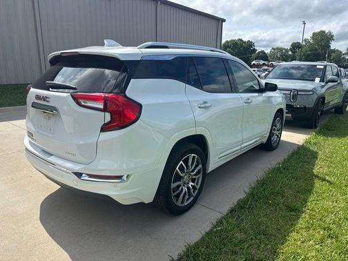 Summit White 2022 GMC Terrain Denali