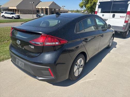 2018 Hyundai IONIQ Hybrid Blue
