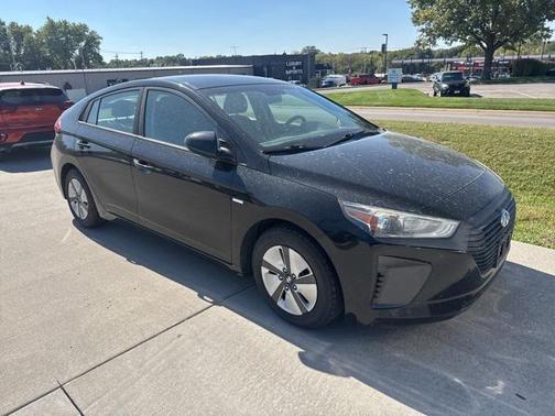 2018 Hyundai IONIQ Hybrid Blue