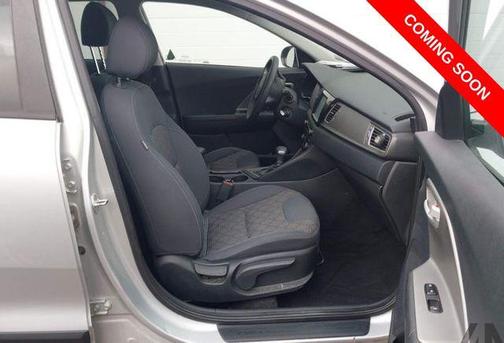 Silky Silver 2018 Kia Niro FE