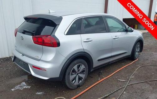 Silky Silver 2018 Kia Niro FE