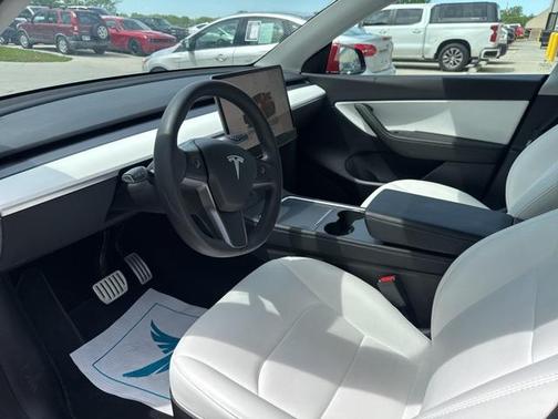 2022 Tesla Model Y Performance Dual Motor All-Wheel Drive