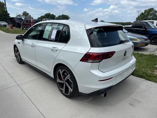 2024 Volkswagen Golf GTI 2.0T SE DSG