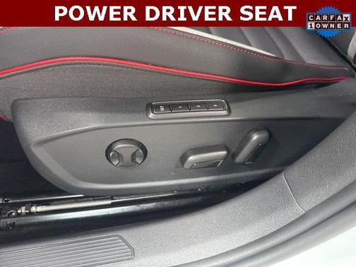 2024 Volkswagen Golf GTI 2.0T SE DSG