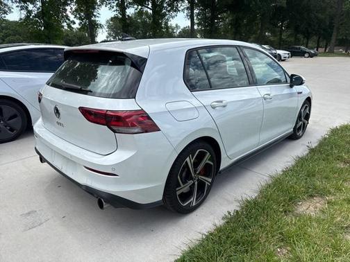 2024 Volkswagen Golf GTI 2.0T SE DSG