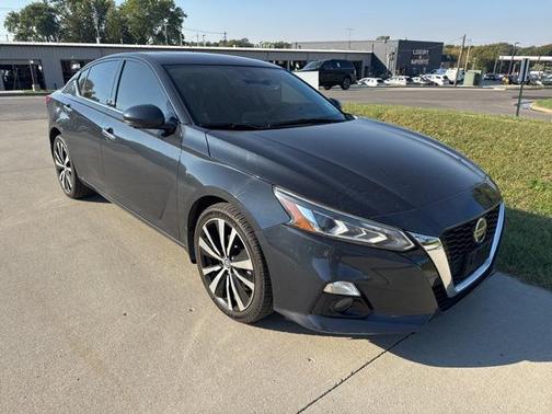 2021 Nissan Altima Platinum Intelligent AWD