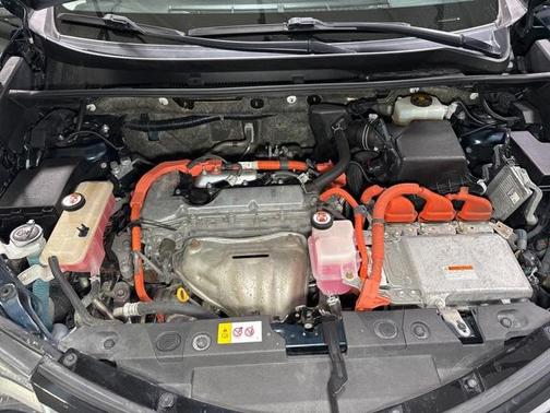 2017 Toyota RAV4 Hybrid XLE