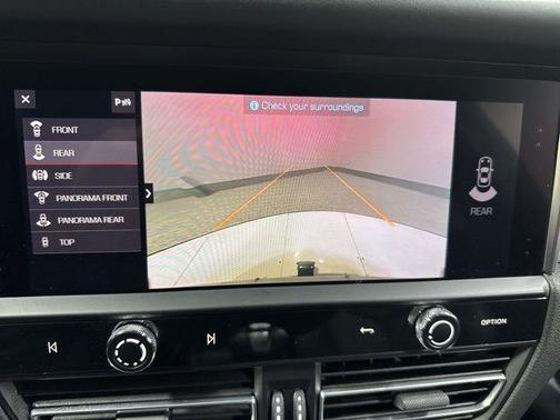 Chalk 2022 Porsche Macan Macan GTS