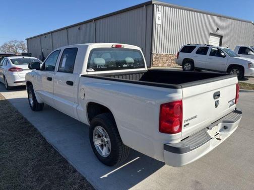2009 Dodge Dakota ST Crew Cab