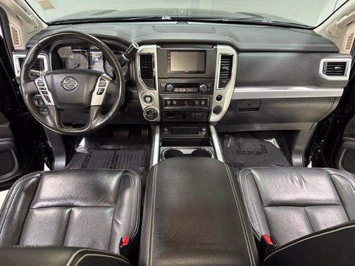 Magnetic Black Metallic 2019 Nissan Titan PRO-4X
