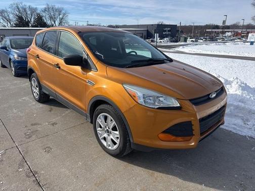 2016 Ford Escape S