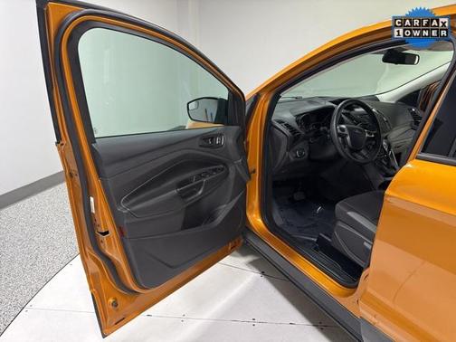 2016 Ford Escape S