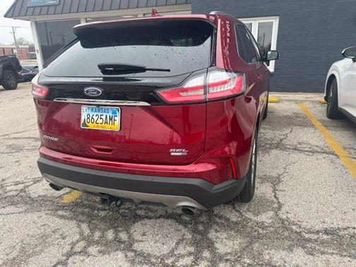 Ruby Red Metallic Tinted Clearcoat 2019 Ford Edge SEL