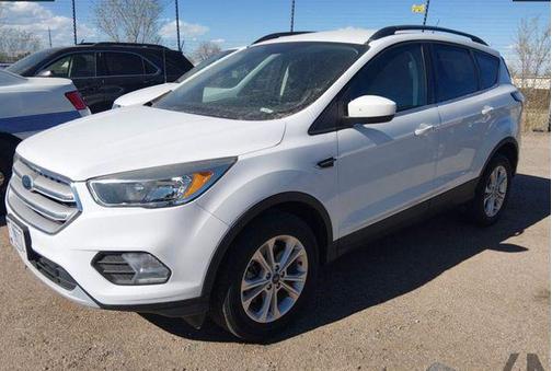 White 2018 Ford Escape SE