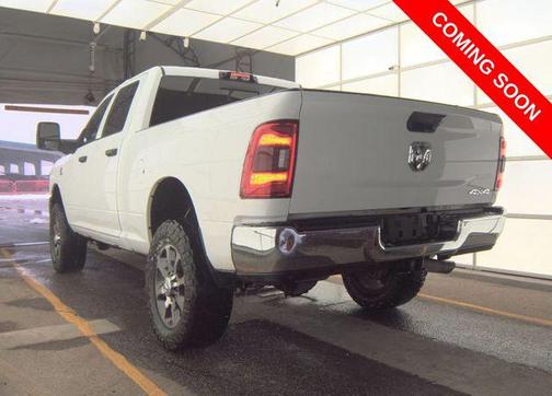 Bright White Clearcoat 2023 RAM 2500 Tradesman Crew Cab 4x4 6'4' Box