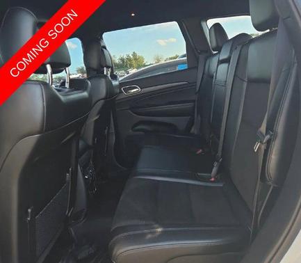 Bright White Clearcoat 2019 Jeep Grand Cherokee Altitude
