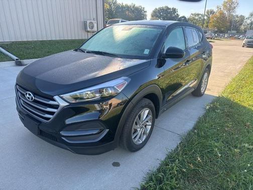 2018 Hyundai TUCSON SE