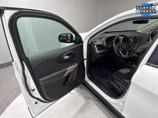 2018 Jeep Cherokee Latitude