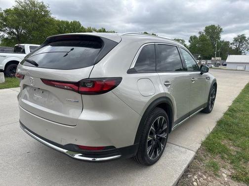 Platinum Quartz 2024 Mazda CX-90 PHEV Premium