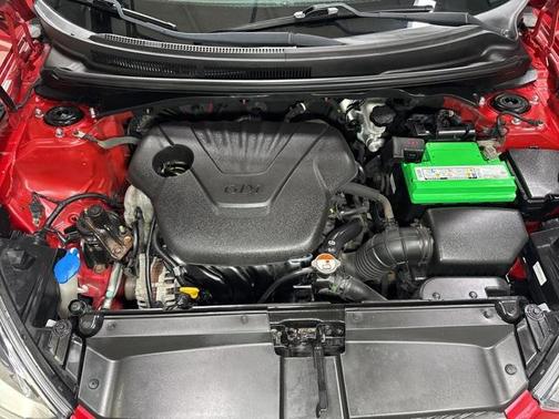 2013 Hyundai Veloster Base