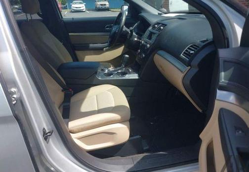 Ingot Silver Metallic 2017 Ford Explorer Base