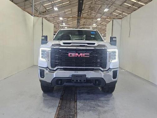 2023 GMC Sierra 2500 Pro