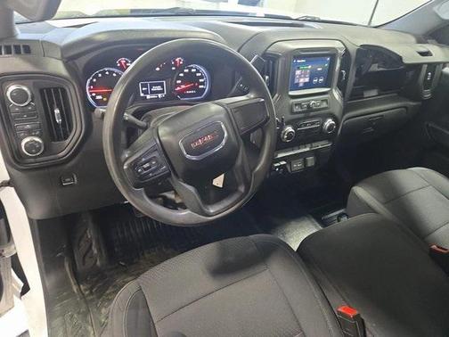 2023 GMC Sierra 2500 Pro