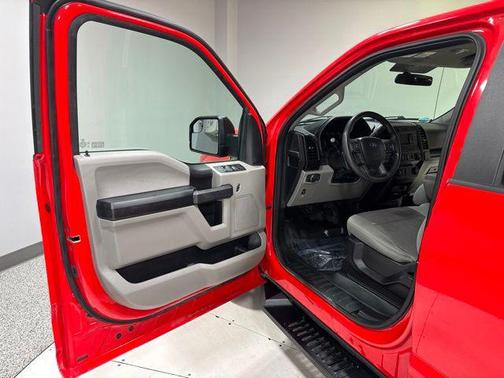 Race Red 2018 Ford F-150 XL