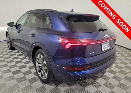 2021 Audi e-tron Premium Plus