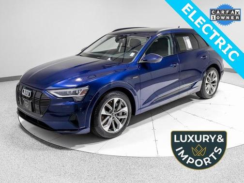 2021 Audi e-tron Premium Plus