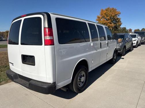 2016 Chevrolet Express 2500 LS