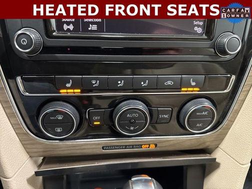 2017 Volkswagen Passat 1.8T SE