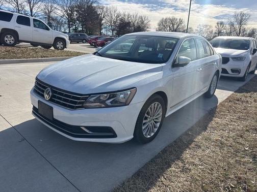 2017 Volkswagen Passat 1.8T SE