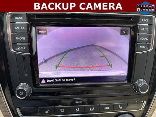 2017 Volkswagen Passat 1.8T SE