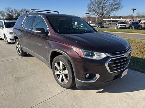2021 Chevrolet Traverse LT Leather
