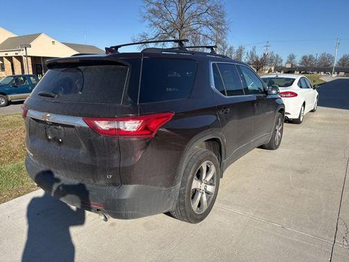 2021 Chevrolet Traverse LT Leather