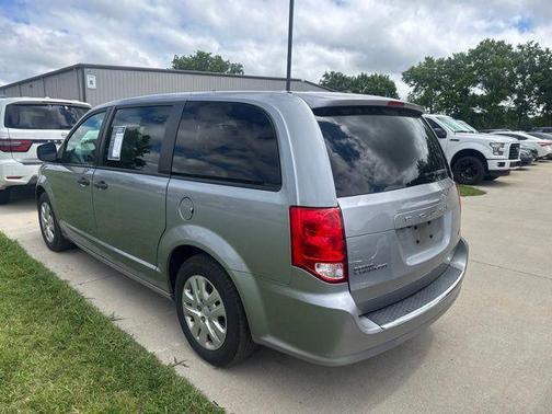 Billet Silver Metallic Clearcoat 2019 Dodge Grand Caravan SE