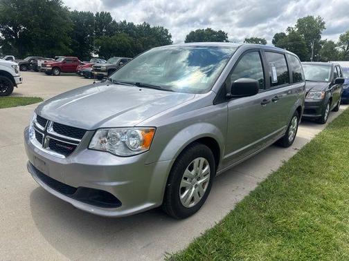 Billet Silver Metallic Clearcoat 2019 Dodge Grand Caravan SE