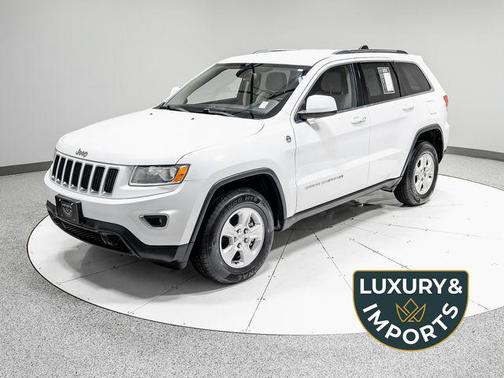 Bright White Clearcoat 2016 Jeep Grand Cherokee Laredo