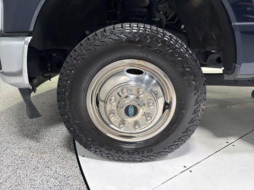 Antimatter Blue Metallic 2023 Ford F-350 XLT